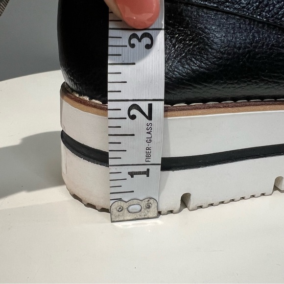 Versilia Black Moccasins upper leather memory foam insole true to size 7.5 - Picture 9 of 10